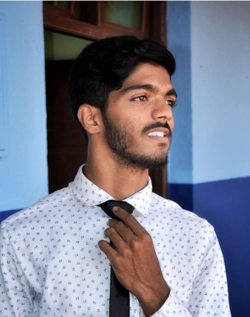 कारच्या स्वयंअपघातात गंभीर जखमी शिवम कोलवेकरचा उपचारादरम्यान मृत्यू