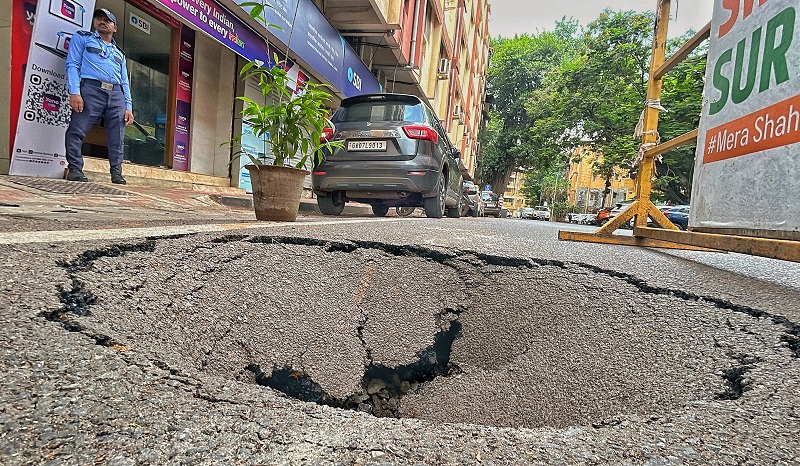 पणजी स्मार्ट सिटीतील रस्ते खड्डेमय