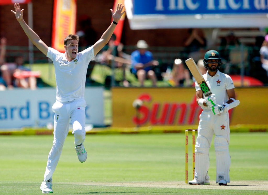 ऐतिहासिक चार दिवसीय कसोटी दोन दिवसात आटोपली